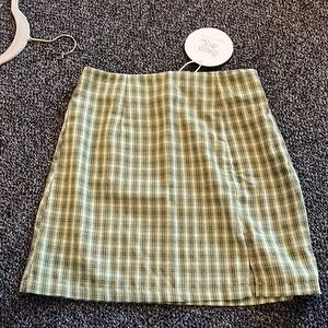 Green princess poly skirt never worn
